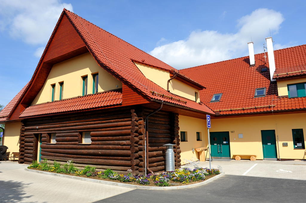 Hotel Agnes Bohdaneč Exterior foto